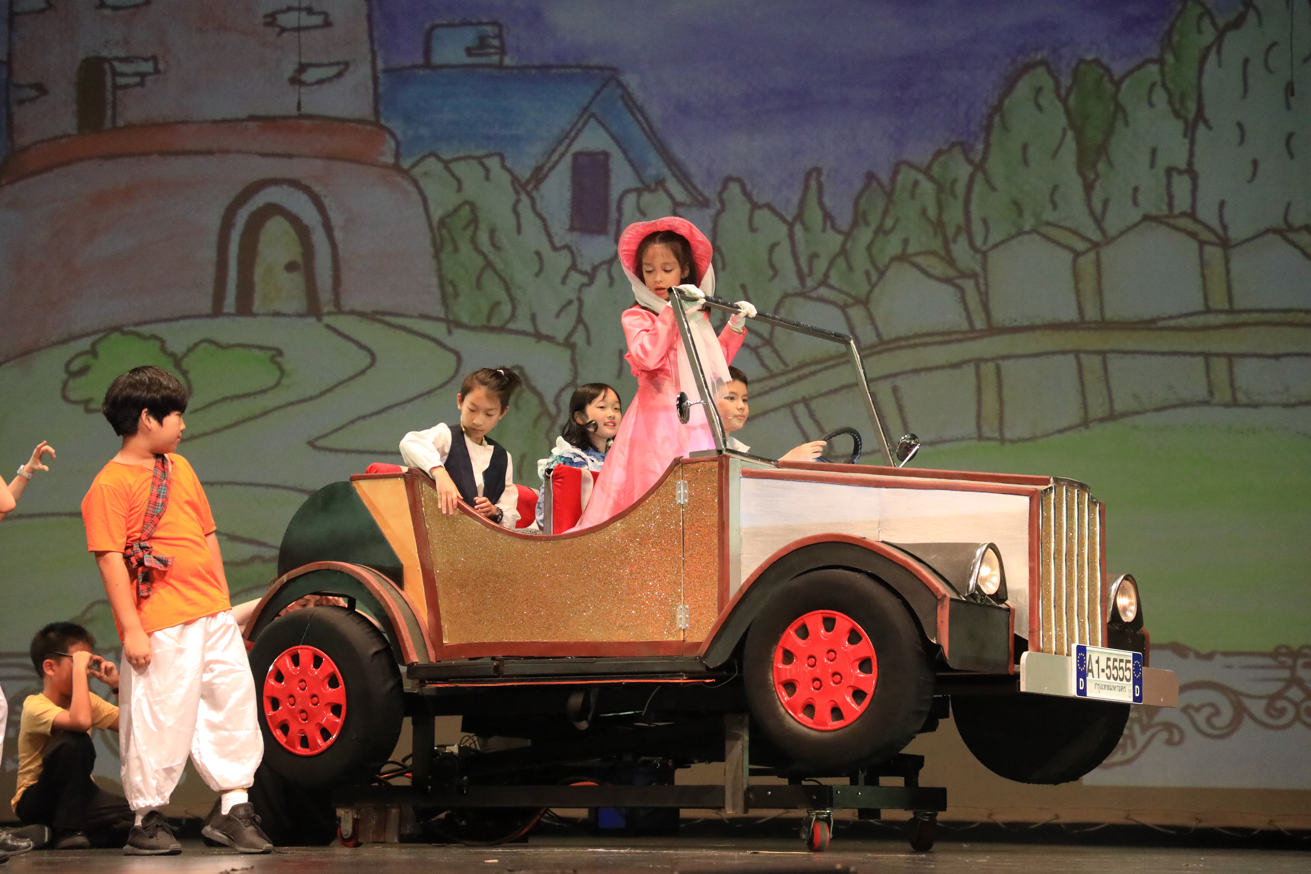 Chitty Chitty Bang Bang Jr Comes to Primary School