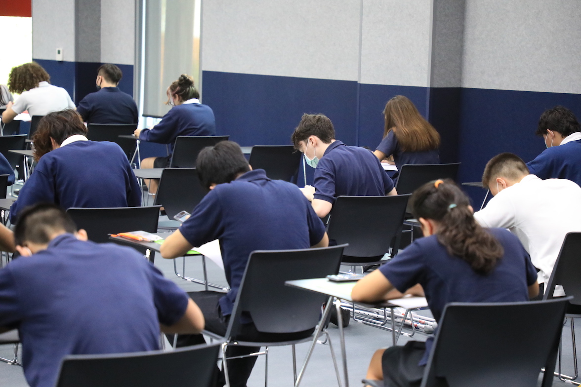 Year 11s Sit Trial Exams to Prepare for the (I)GCSEs