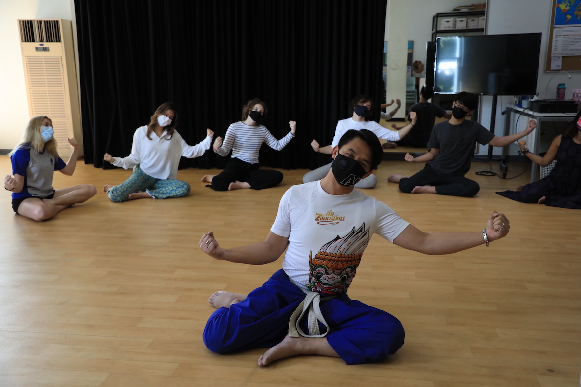 Year 12 Practice Thai Khon Dance