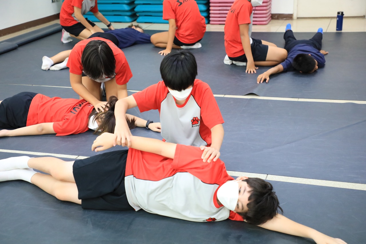 Year 7 Practices First Aid