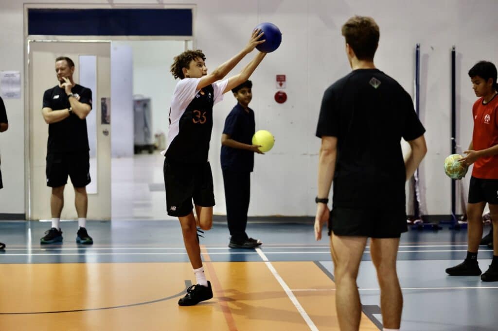 Performance and Mindset in Year 8 PE - 11
