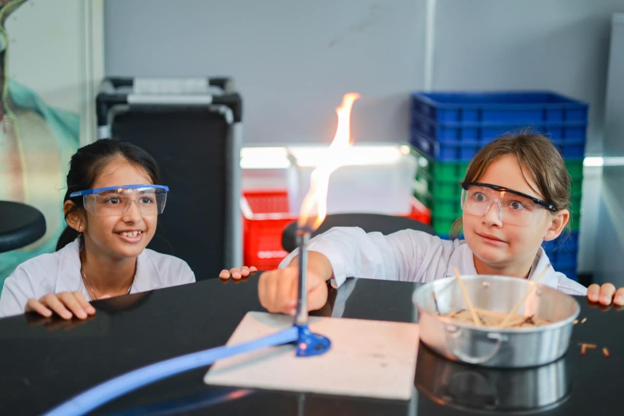 Year 5 Explore the Primary Science Labs